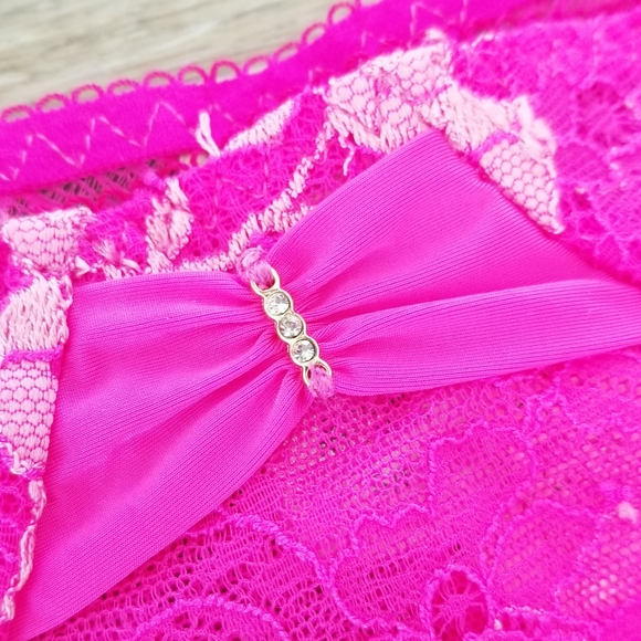 Victoria's Secret Vintage Cheekini Bikini Pink Lace Rhinestone Crystal Panty NWT - Picture 3 of 16